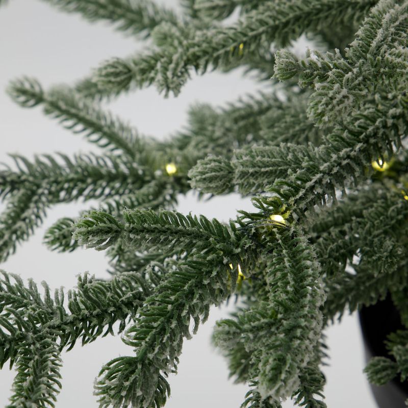 House Doctor Juletre med Ledlys Natur, høyde 70 cm