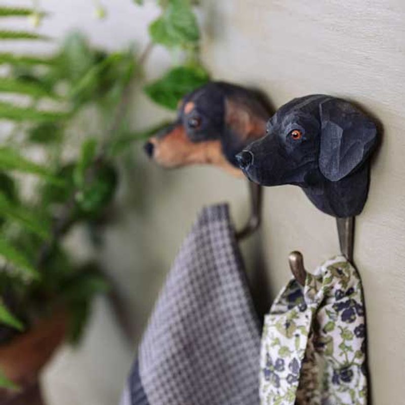 Håndskåret Krok – Labrador Retriever  Wildlife Garden